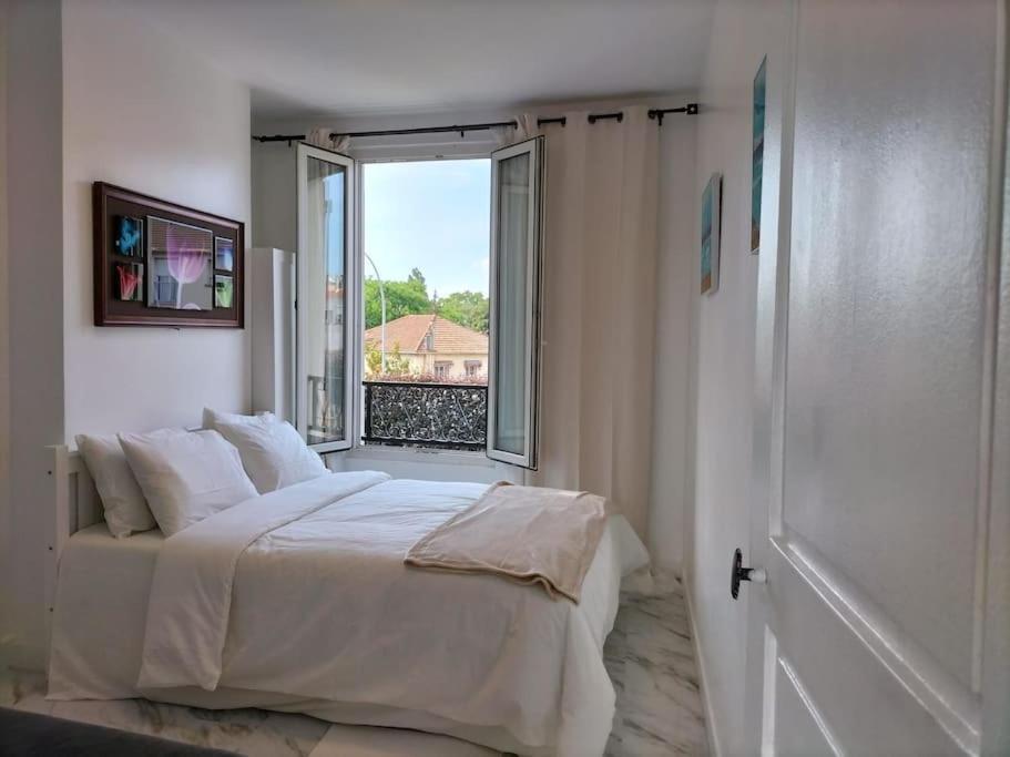 Paris Tourist Apartment, France Stains Exterior foto